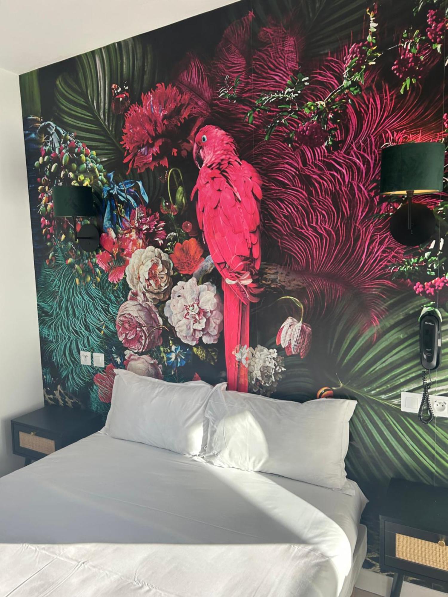 Eden Hotel